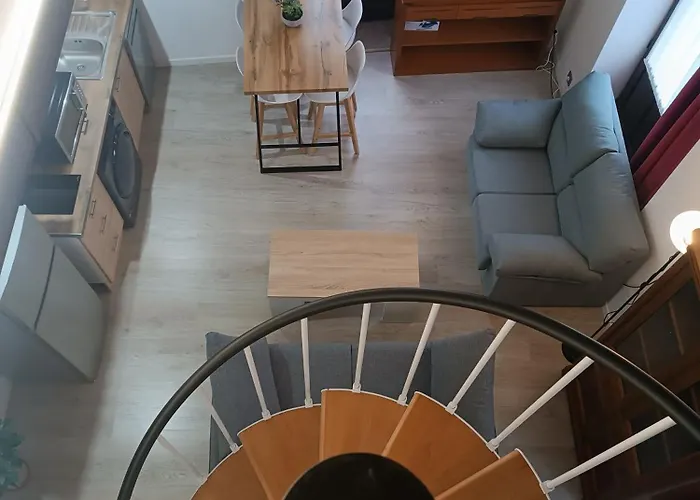 Apartamentos Turisticos Avila Puerta De Los Leales 1-2